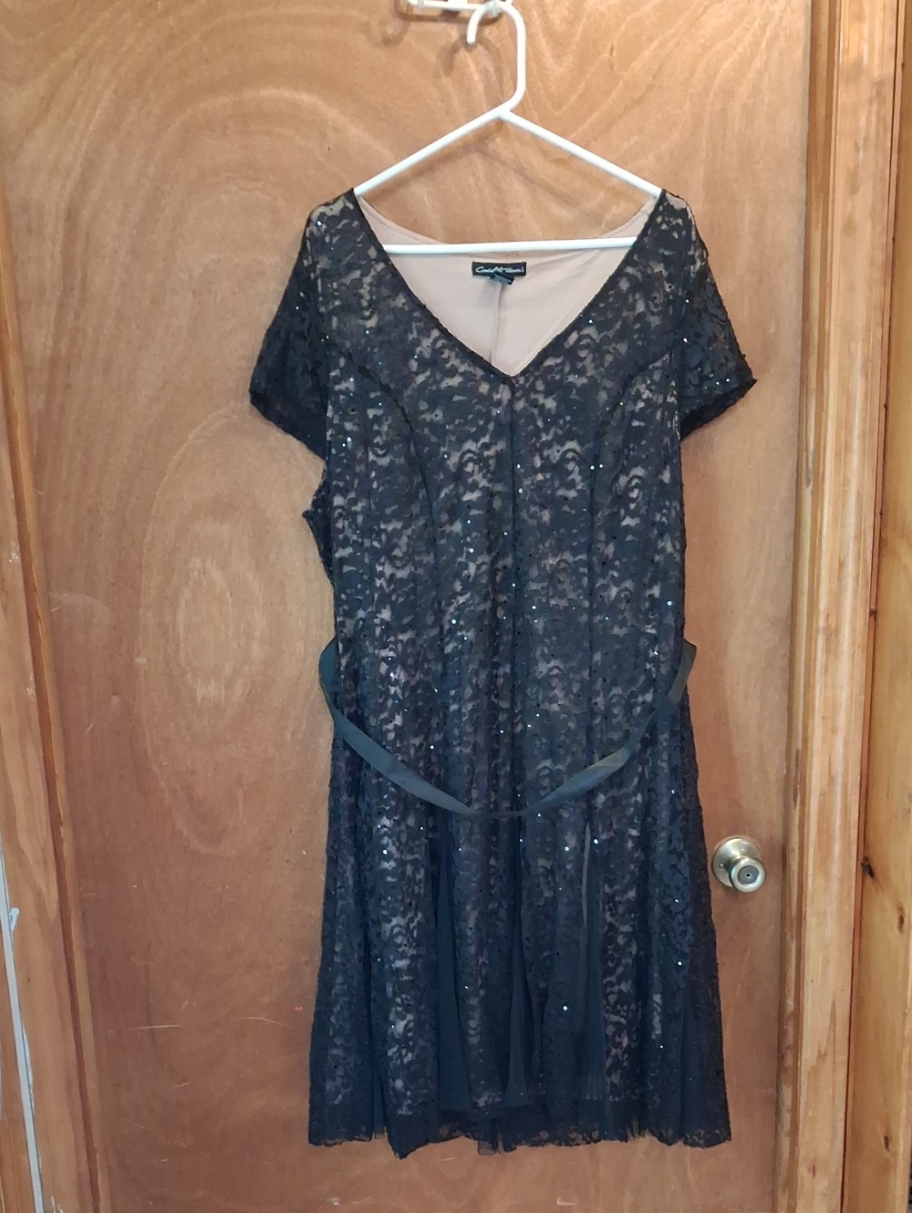 Sequin Lace V-Neck Evening Dress - Black